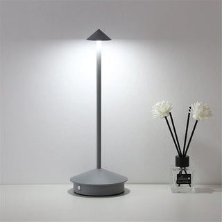 Beacon - Dart candle lamp