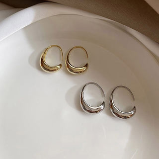 Micara - Curvy Hoops - Earrings