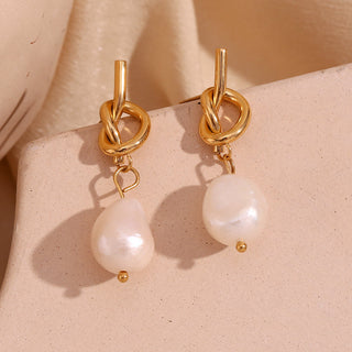 Micara - Knotty Pearls - Earrings