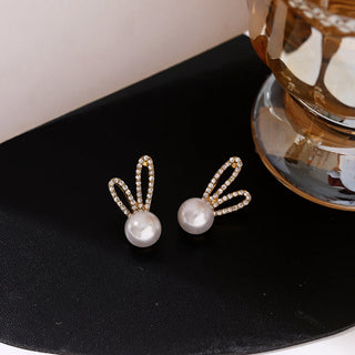 Micara - Bunny Pearls - Earrings