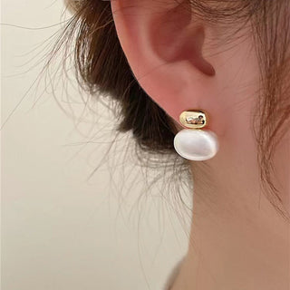 Micara - Glimmering Pearls - Earrings