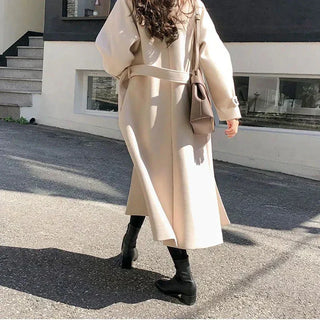 Maia - Long trench coat - Buttoned & Belted