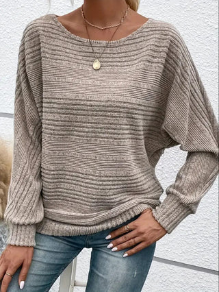 Josefine - Solid Colour Top - Wide Sleeves